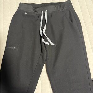 FIGS Black Jogger Pants